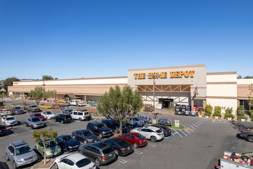 More Photos Of 25250-25340 Madison Ave, Murrieta Unknown For Lease