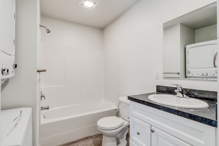 More Photos Of 128 E Evergreen Dr, Kalispell Apartments For Sale