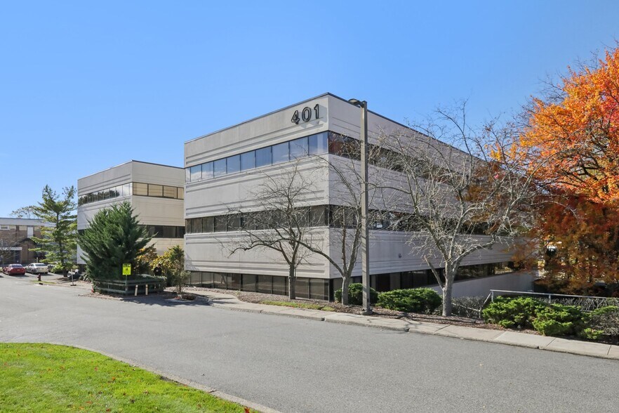 More Photos Of 401 Hamburg Turnpike, Wayne Medical For Sale