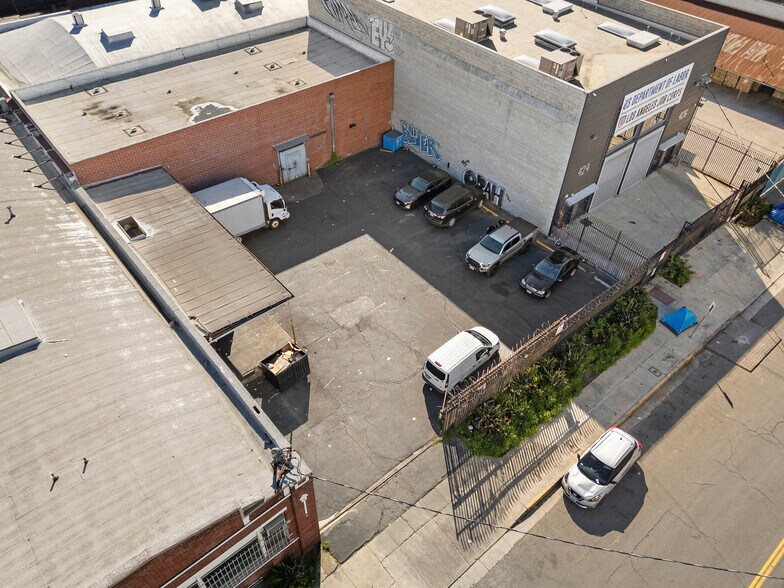 More Photos Of 410-414 Towne Ave, Los Angeles Warehouse For Sale