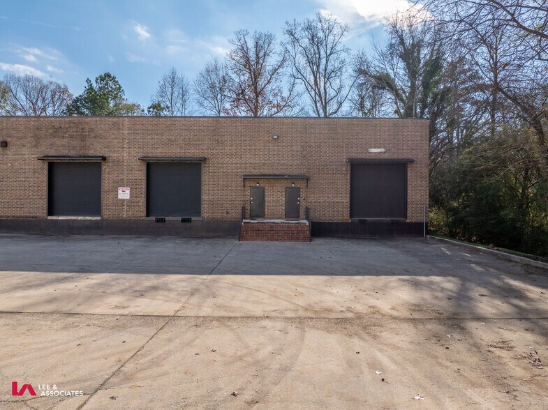 More Photos Of 1840 Tucker Industrial Rd, Tucker Light Distribution For Sale