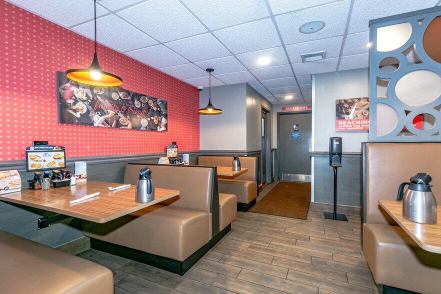 More Photos Of 254-02 Rockaway Blvd, Jamaica General Retail For Sale