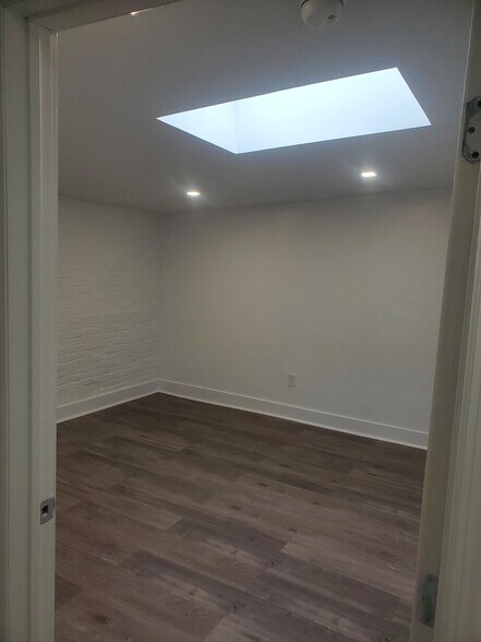 More Photos Of 996-1006 Atlantic Ave, Brooklyn Storefront Retail Residential For Lease