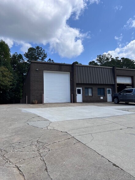 More Photos Of 360 Sharon Industrial Way, Suwanee Flex For Lease