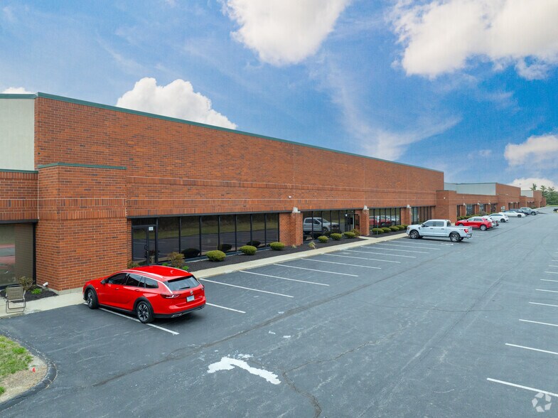 More Photos Of 5406-5474 Spellmire Dr, West Chester Warehouse For Lease