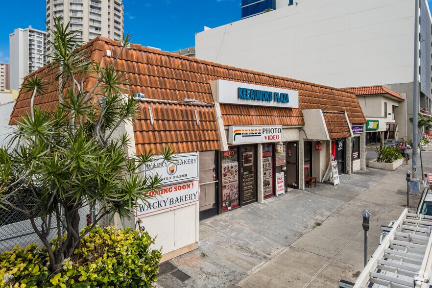 Primary Photo Of 661 Keeaumoku St, Honolulu General Retail For Lease