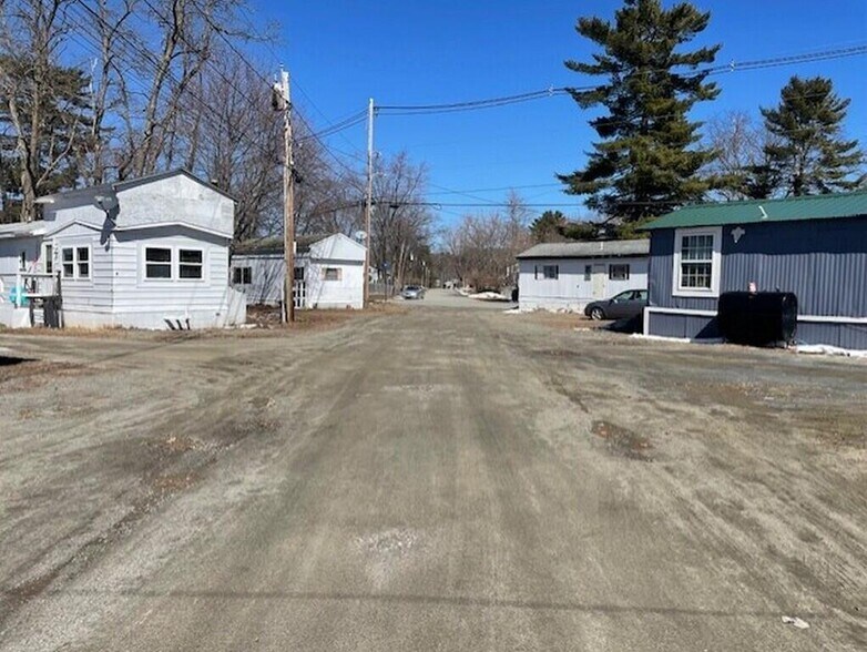 More Photos Of 1-21 Spruce st, Madison Multifamily For Sale