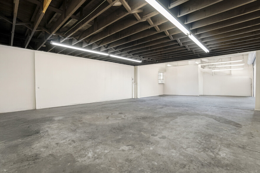 More Photos Of 4667 Rosecrans Ave, Hawthorne Light Manufacturing For Lease