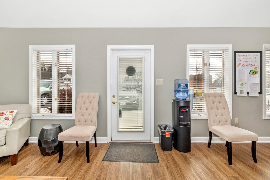 More Photos Of 360 Mill St, Hagerstown Office For Sale