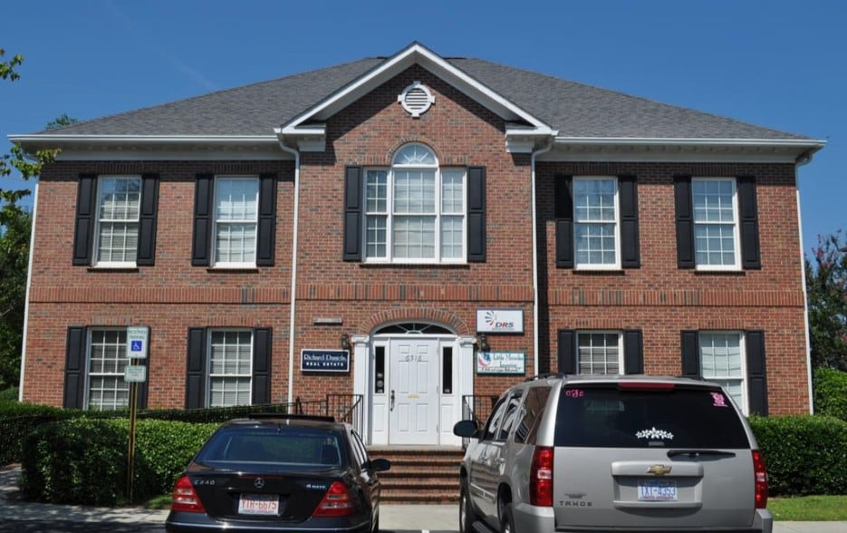Primary Photo Of 6516 Dental Ln, Fayetteville Office For Lease