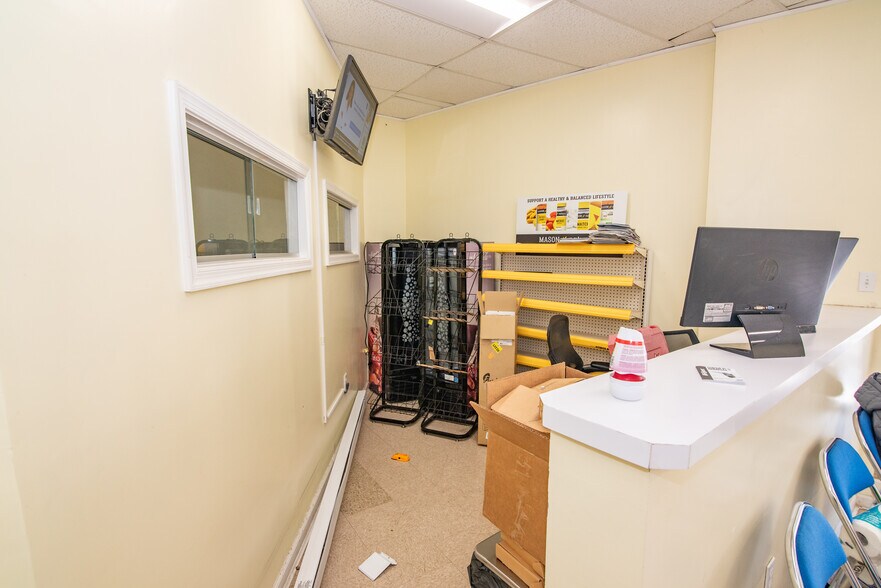 More Photos Of 3301-3317 Garrison Blvd, Baltimore General Retail For Sale