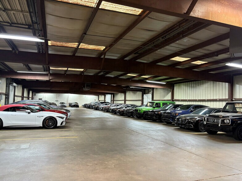 More Photos Of 5000 Kristie Way, Chamblee Distribution For Lease