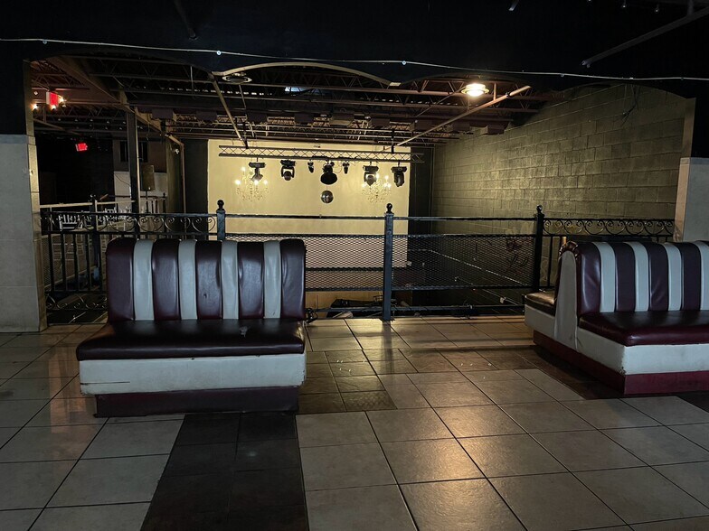 More Photos Of 5214 Botham Jean Blvd, Dallas Lodge Meeting Hall For Sale