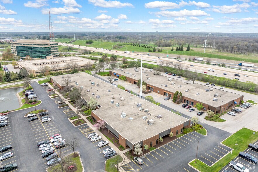 More Photos Of 2600 Warrenville Rd, Downers Grove Office For Lease