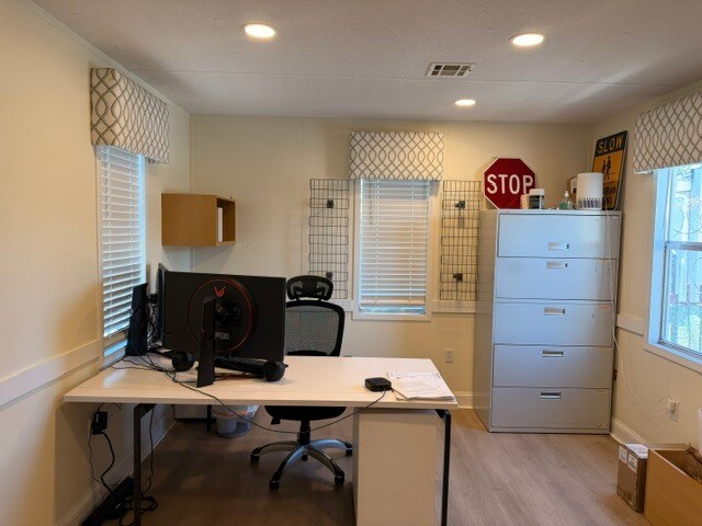 More Photos Of 98 Frelinghuysen Ave, Newark Hotel For Lease