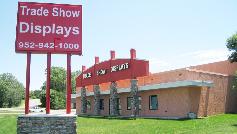 More Photos Of 2401 Highway 13 W, Burnsville Warehouse For Sale