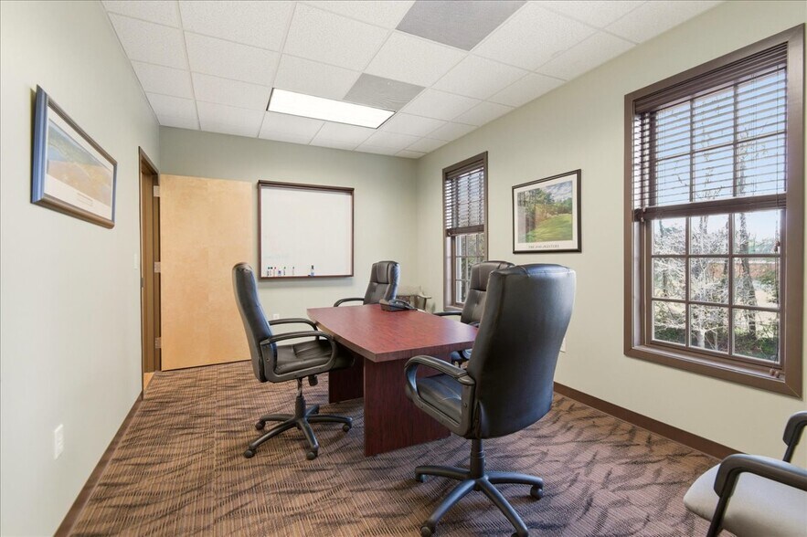 More Photos Of 1149-1177 Jefferson Green Cir, Midlothian Office For Sale