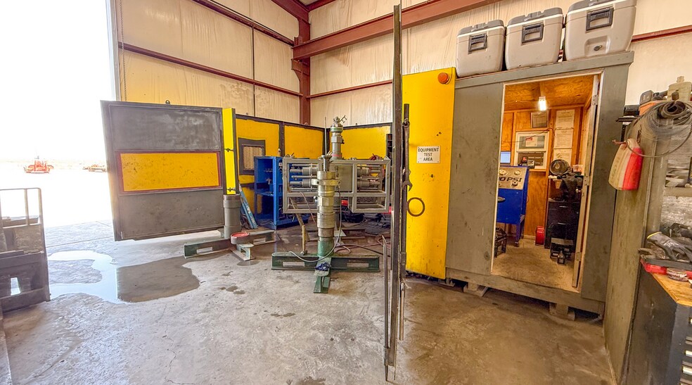 More Photos Of 8916 W County 139 rd, Midland Industrial For Lease