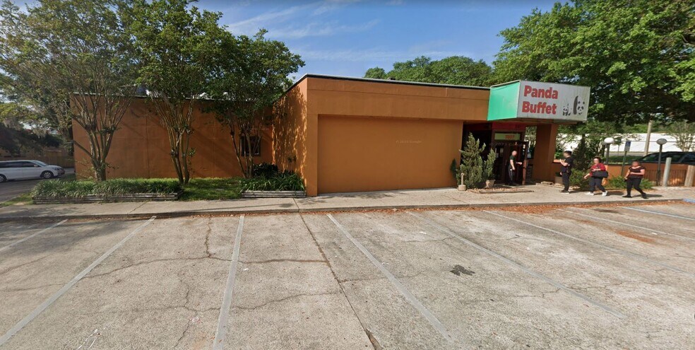 More Photos Of 3507 Thomasville Rd, Tallahassee Restaurant For Lease