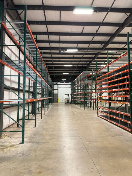 More Photos Of 3303 William Richardson Dr, South Bend Light Manufacturing For Sale