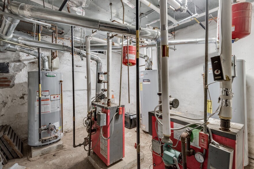 More Photos Of 626 Vanderbilt Ave, Brooklyn Apartments For Sale
