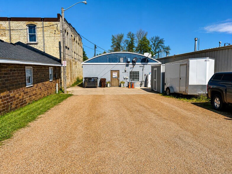 More Photos Of 404 Main St W, New Prague Freestanding For Sale