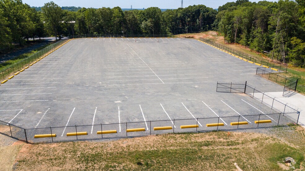 More Photos Of 300 Old Hebron Road, Charlotte Land For Lease