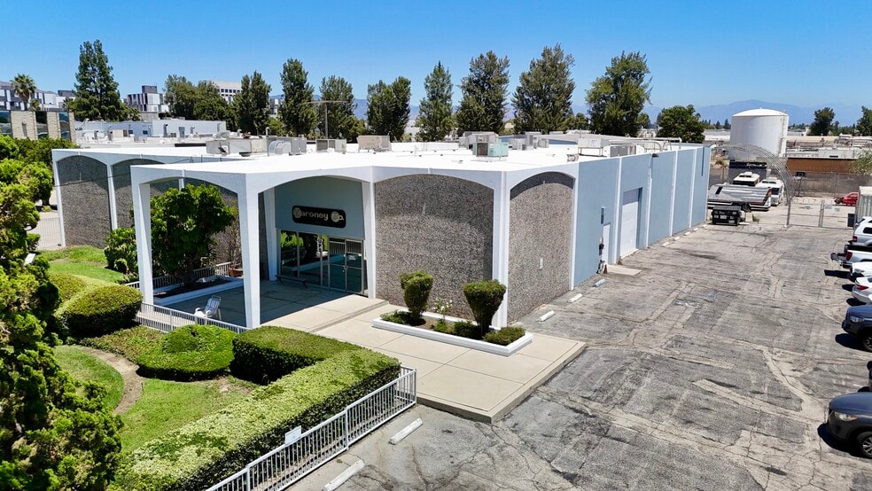 Primary Photo Of 9016 Winnetka Ave, Northridge Manufacturing For Sale