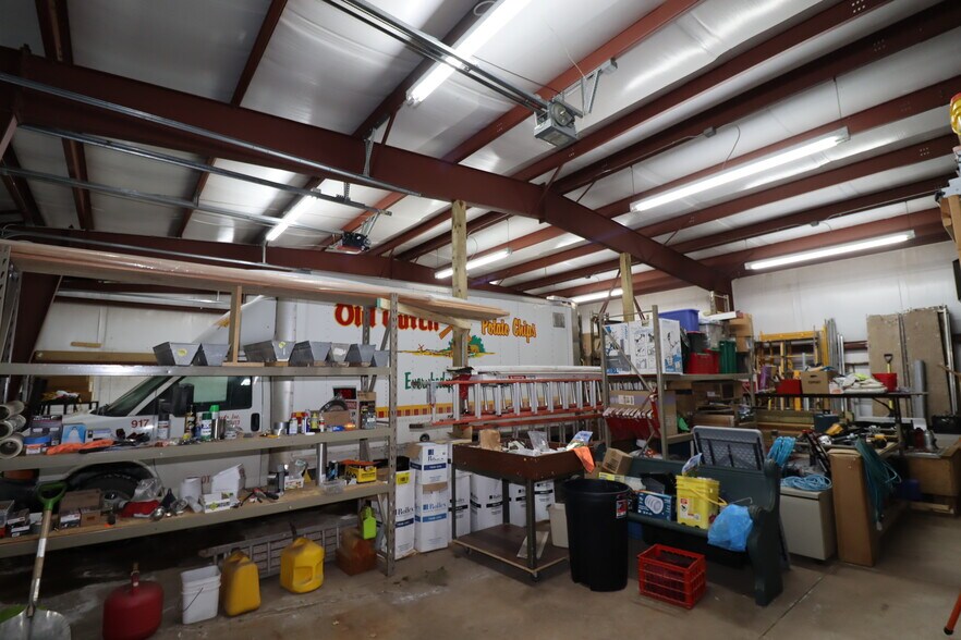 More Photos Of 1301 Sum Rd rd, Ashland Flex For Sale