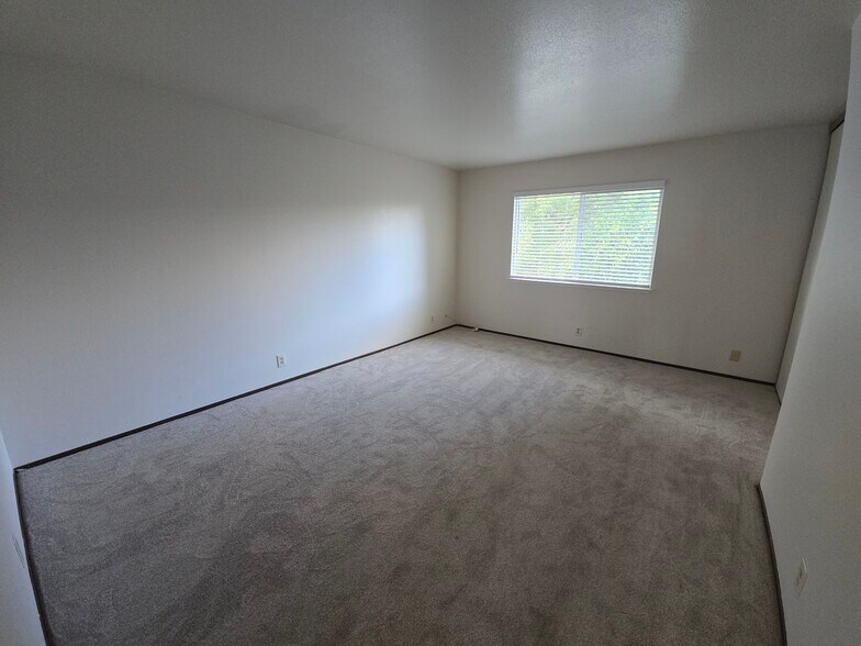 More Photos Of 407 Raymond Ave, San Jose Multifamily For Sale