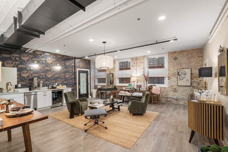 More Photos Of 24 Cambridge St, Charlestown Loft Creative Space For Sale