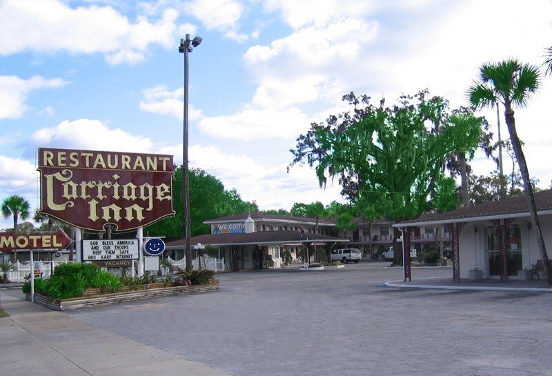 Primary Photo Of 16872 SE Highway 19, Cross City Hotel For Sale