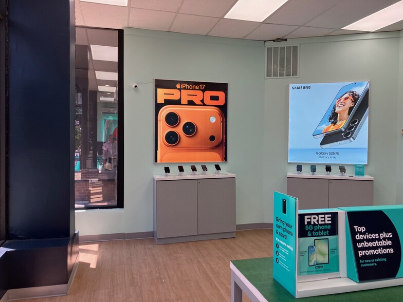 More Photos Of 4032 W Madison St, Chicago General Retail For Sale