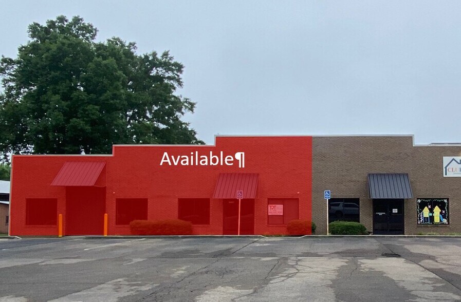 More Photos Of 1715 McCullough Blvd, Tupelo Flex For Lease