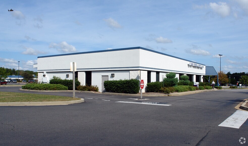 More Photos Of 22608 MacArthur Blvd, California Unknown For Lease