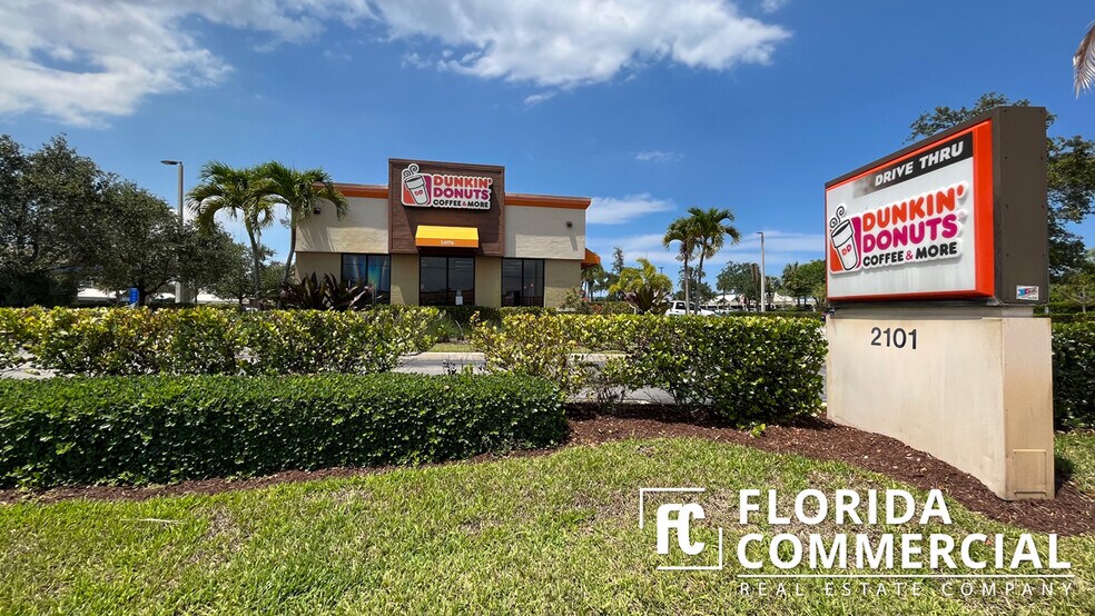 More Photos Of 2175-2223 SE Ocean Blvd, Stuart Medical For Lease