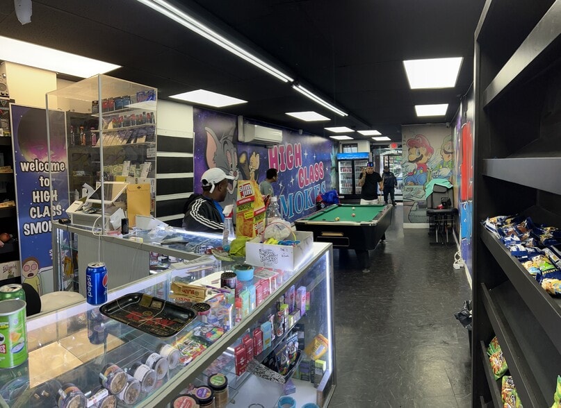 More Photos Of 88-20 Roosevelt Ave, Jackson Heights Storefront For Sale
