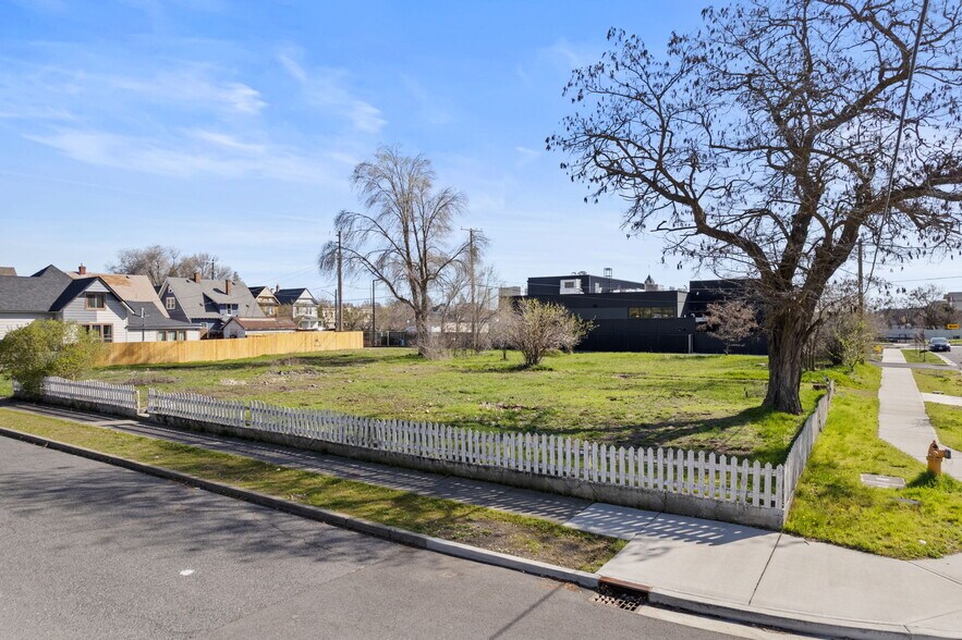 More Photos Of 1722 W Bridge Ave, Spokane Land For Sale
