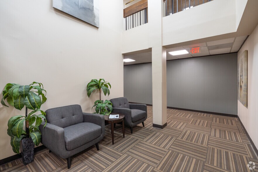 More Photos Of 303 E Main St, League City Office For Lease