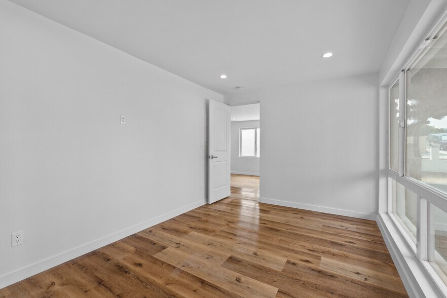 More Photos Of 1195 Georgia St, Imperial Beach Apartments For Sale