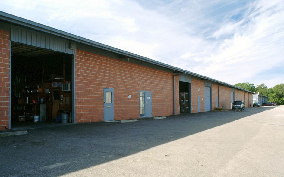 More Photos Of 6350-6374 Alder Dr, Houston Warehouse For Lease