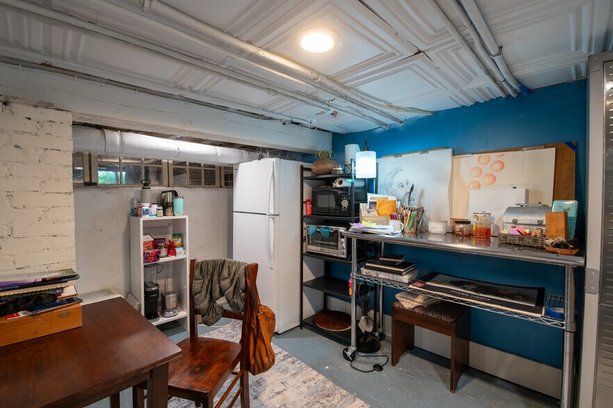 More Photos Of 143 Church Ave, Oshkosh Hospitality For Sale