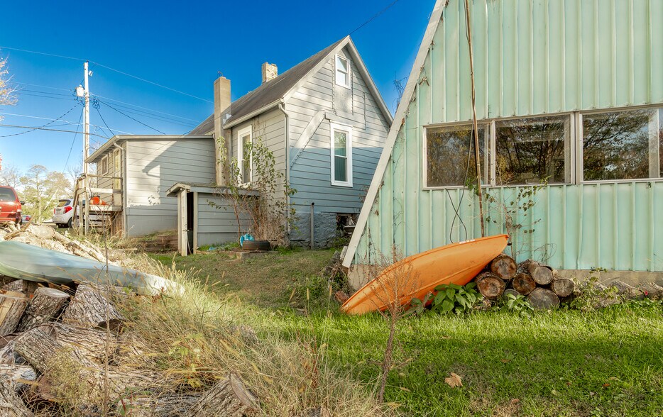 More Photos Of 6685 N County Road 575 W, Scipio Auto Repair For Sale