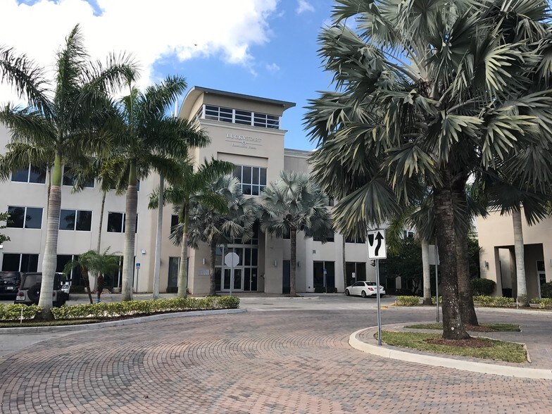 More Photos Of 8765 SW 165th Ave, Miami Medical For Lease