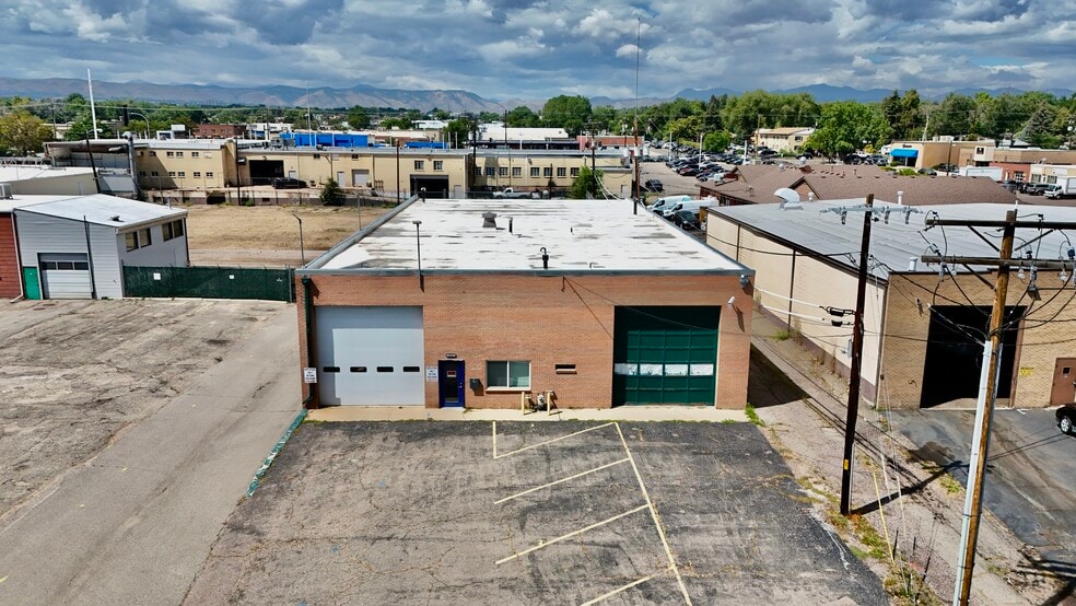 More Photos Of 1557 Yarrow St, Lakewood Auto Repair For Sale