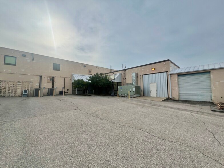 Primary Photo Of 4900 N Sewell Ave, Oklahoma City Manufacturing For Sale