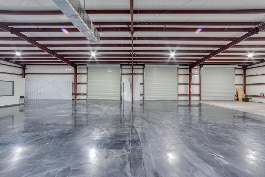 More Photos Of 395 E Lincoln Ave, LaBelle Warehouse For Sale