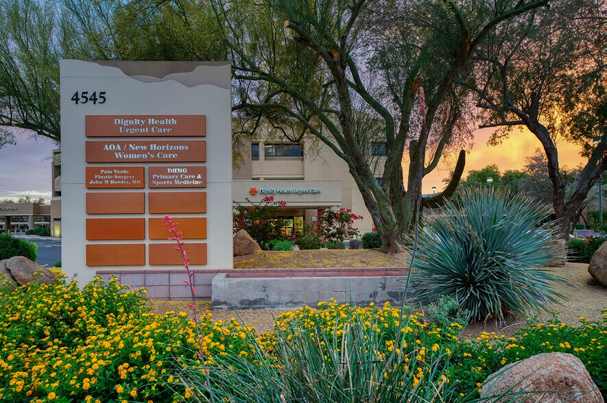 More Photos Of 4545 E Chandler Blvd, Phoenix Medical For Lease