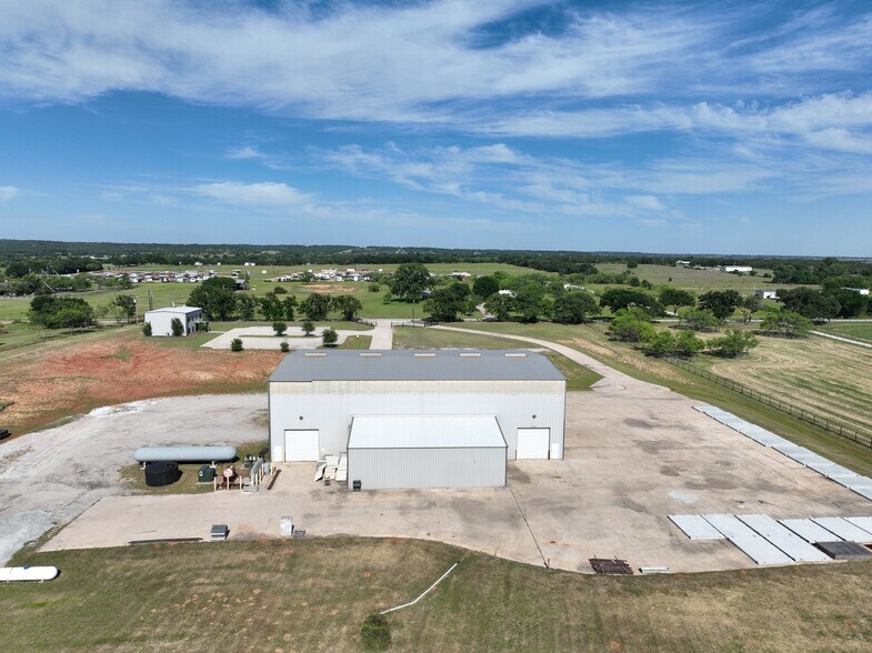 More Photos Of 464 Cool Jct, Millsap Manufacturing For Lease