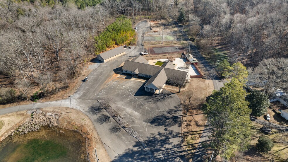 More Photos Of 502 Crystal Lake Dr NE, Fort Payne Golf Course Driving Range For Sale